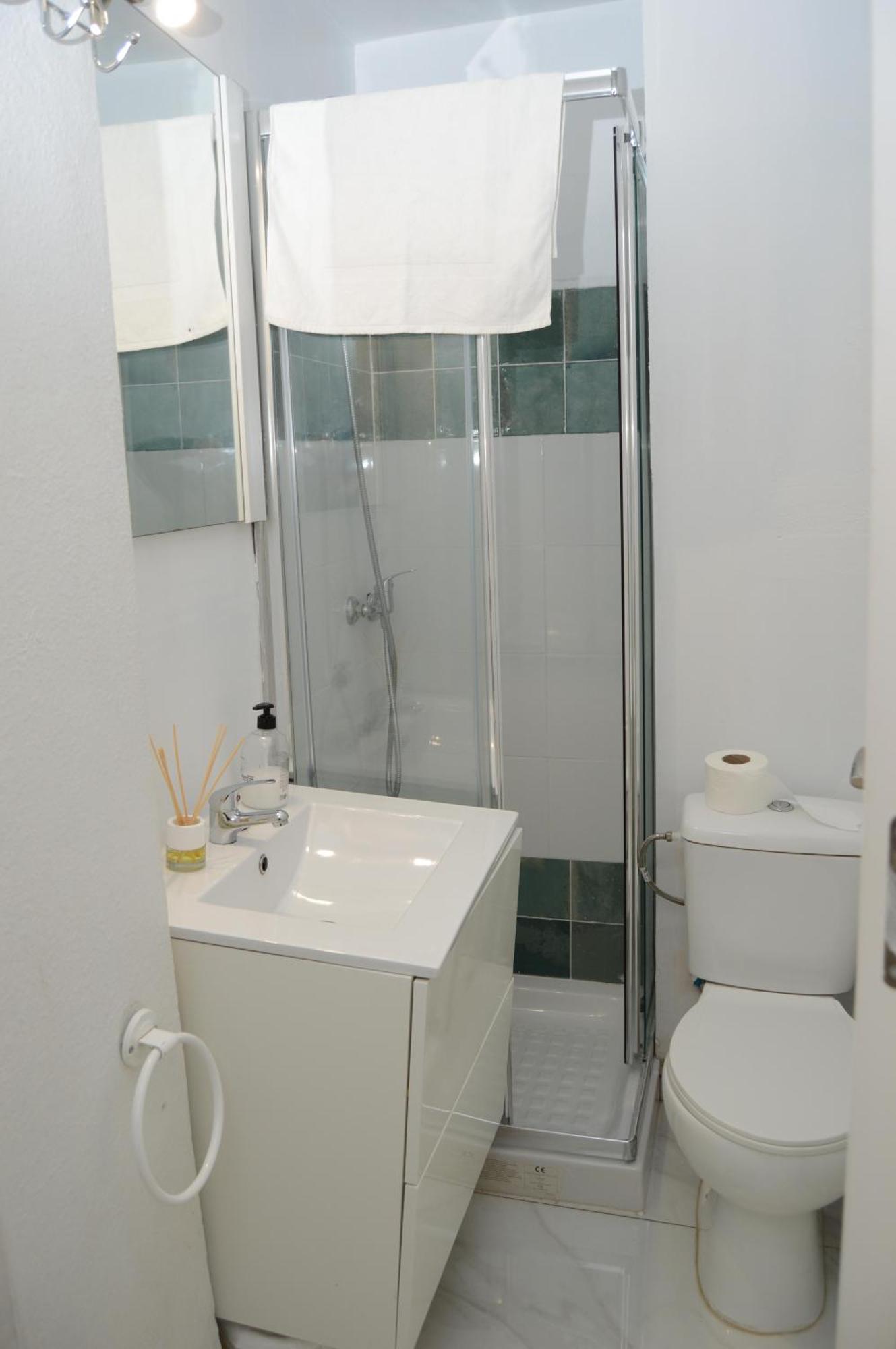 Cuna * Seville